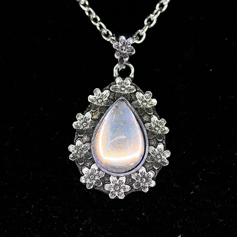 Bohemian Vintage Flower Moonstone Pendant Necklace