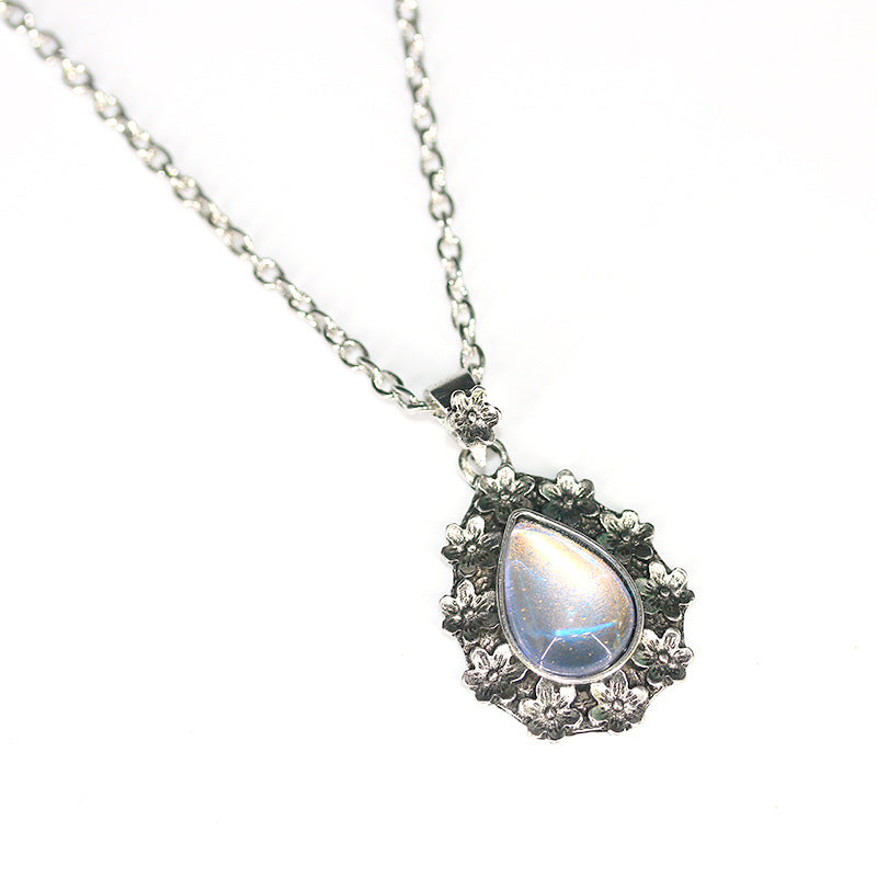 Bohemian Vintage Flower Moonstone Pendant Necklace