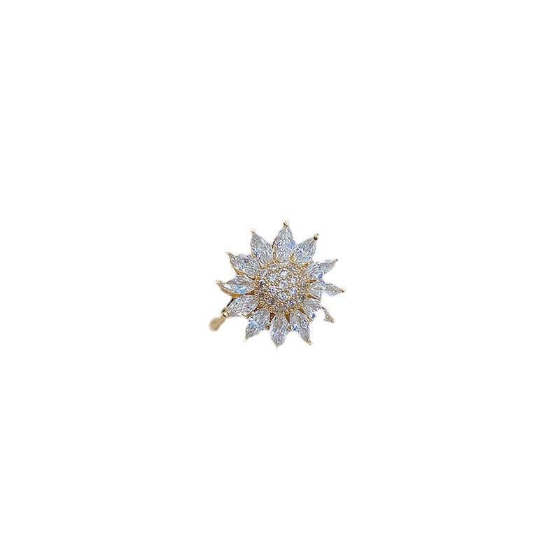 Metal Zircon Rotating Flower Ring