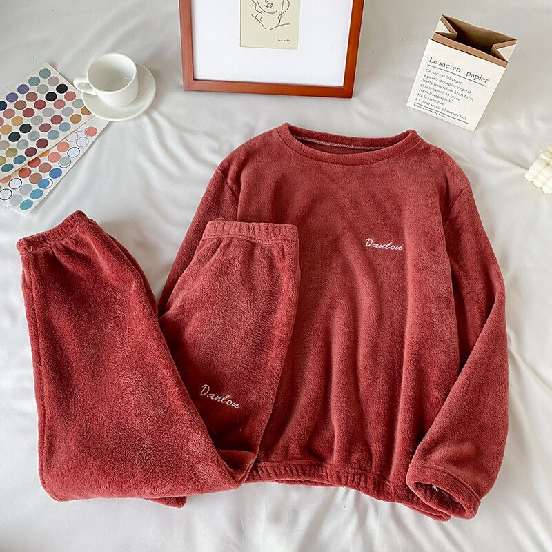 Women's Winter Soft Velvet Pajamas Set