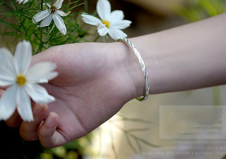 Round Tube Push-pull Meteor Shower Silver White Copper Bracelet