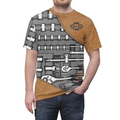 Men's  Tool Gear Graphic Print Round Neck T-shirt. S.M.