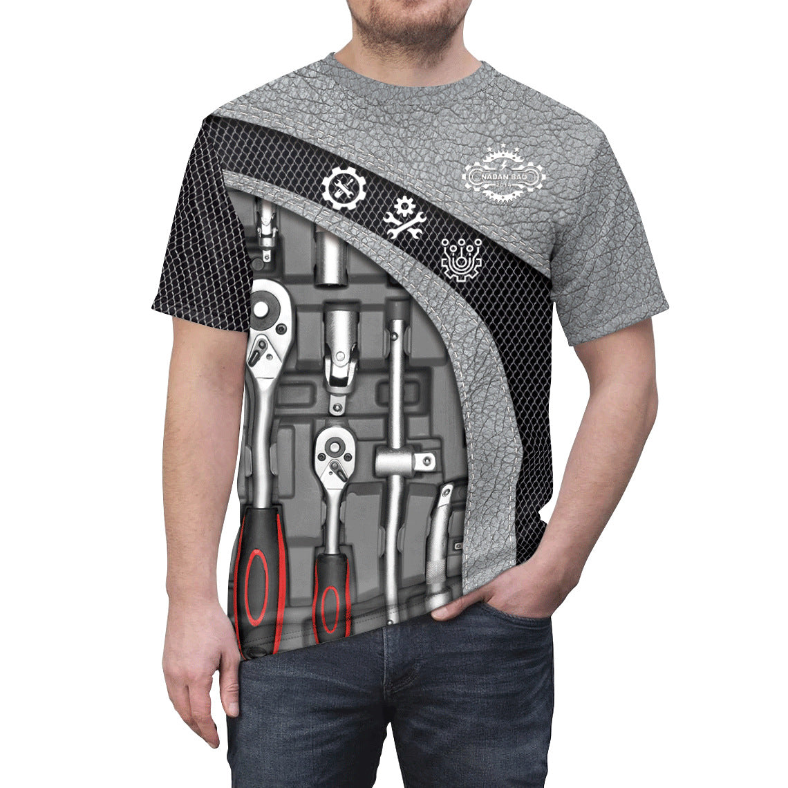 Men's  Tool Gear Graphic Print Round Neck T-shirt. S.M.