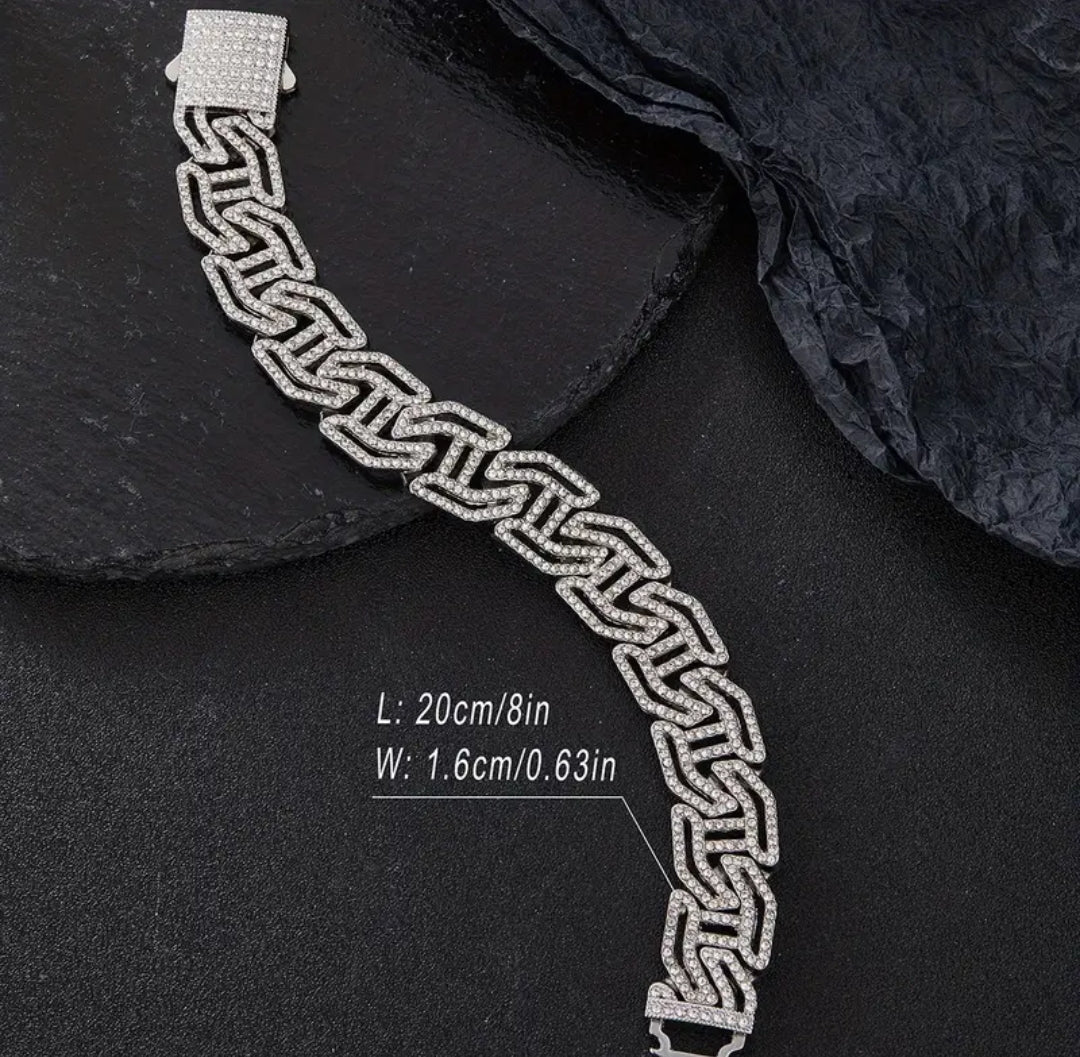 HOLLOW "H" STYLE BRACELET NEW FASHION INLAYED WITH ZIRCONIA