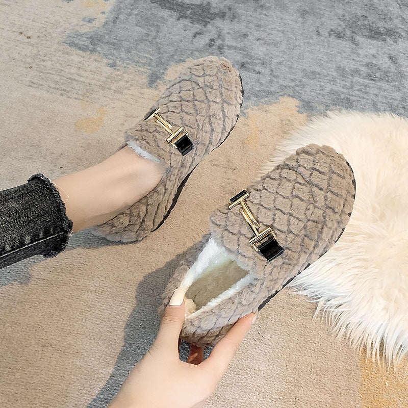 The New Winter Warm Round Toe Shoes Are Versatile