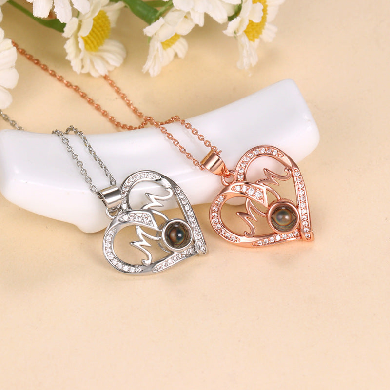 Women's Fashion Casual Heart-shaped MOM Projection Necklace