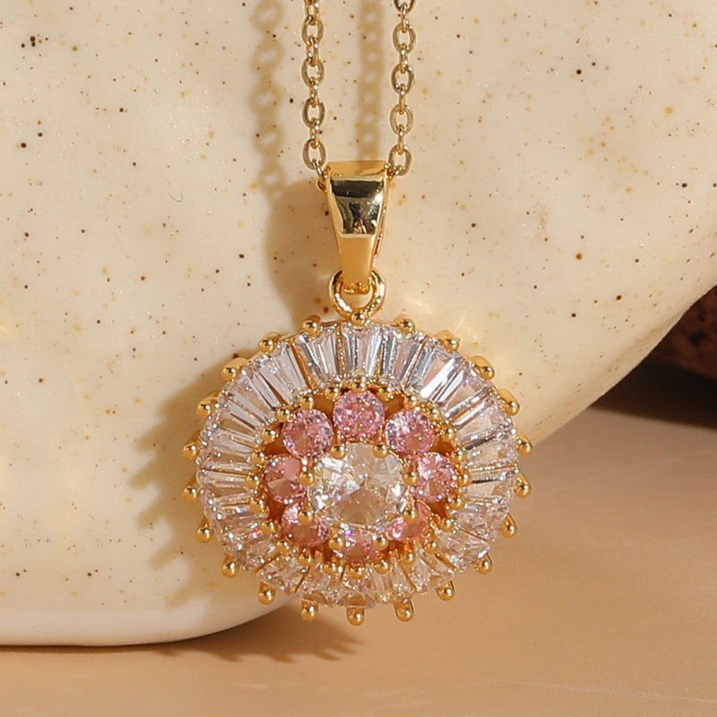 Flower Zircon Dignified Pendant Necklace