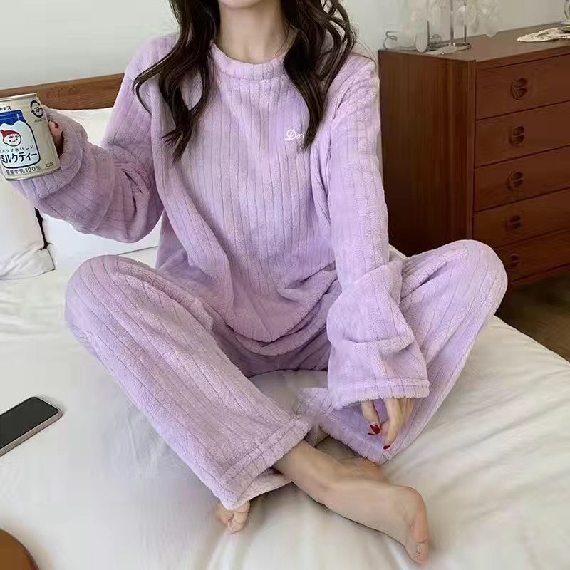 Women's Winter Soft Velvet Pajamas Set