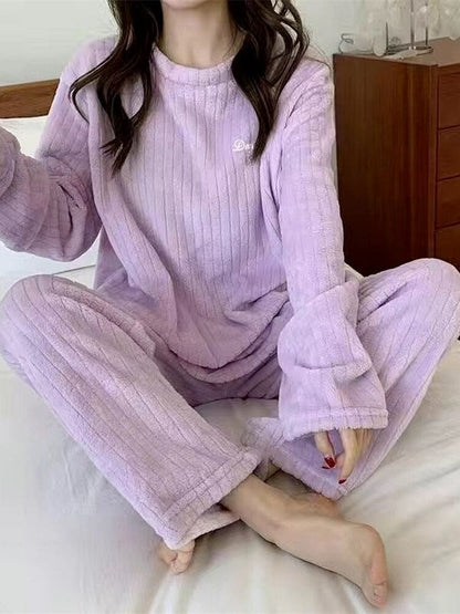 Women's Winter Soft Velvet Pajamas Set