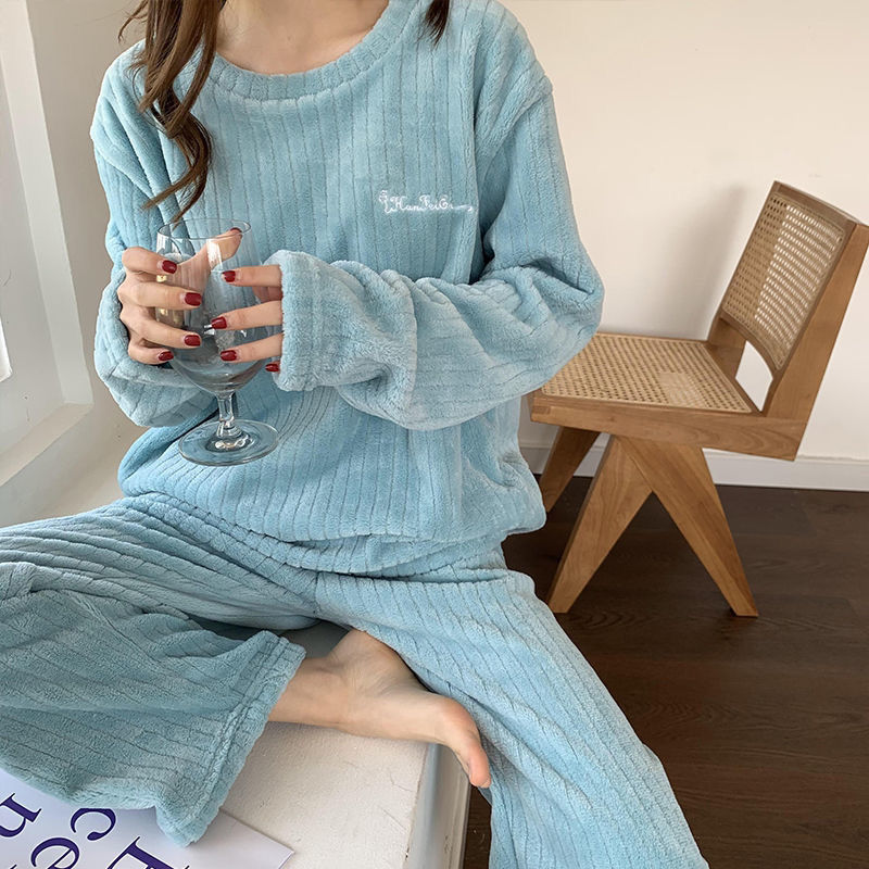 Women's Winter Soft Velvet Pajamas Set