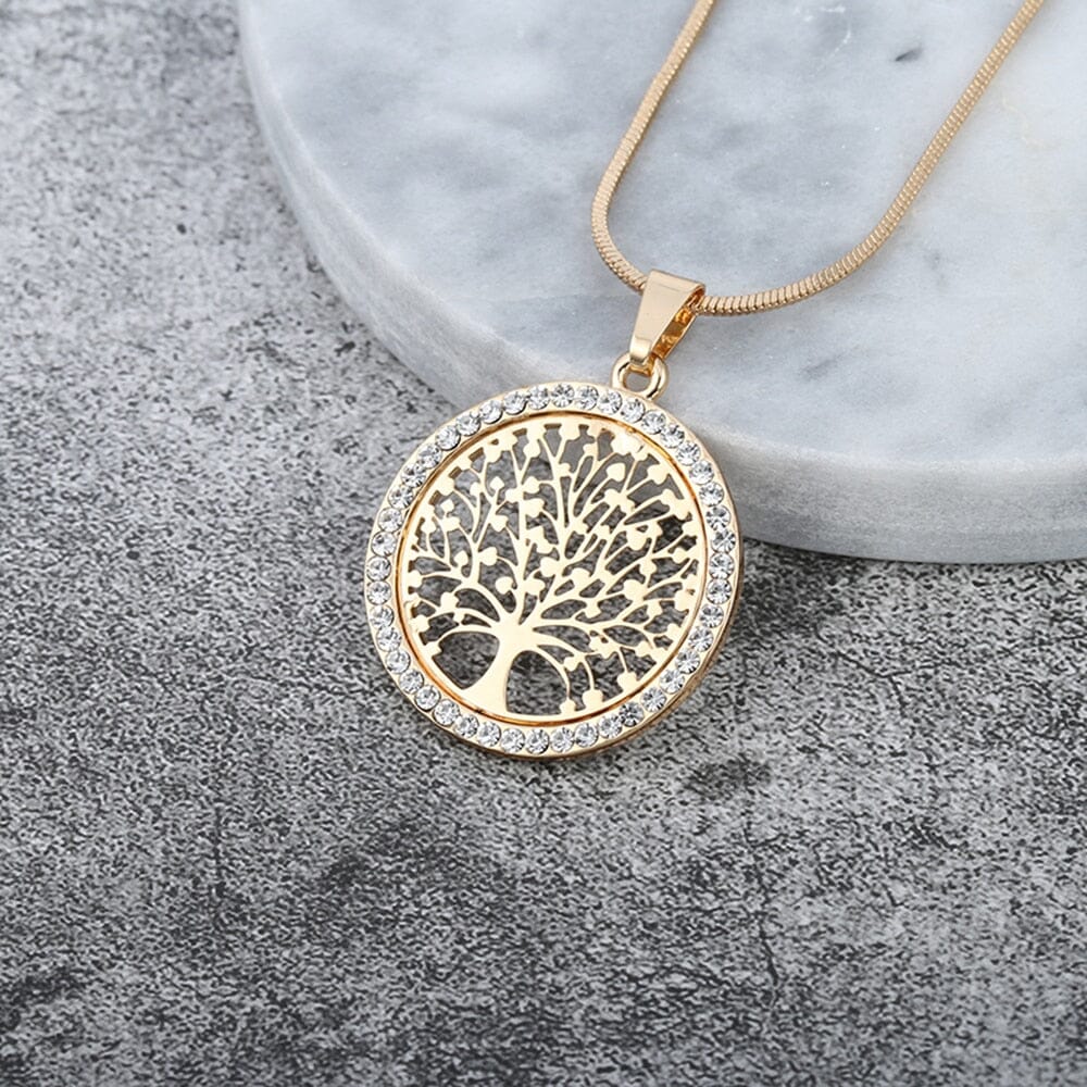 Collier Pendentif Arbre de Vie avec Cristal - Élégance et Style Raffiné pour vos Tenues